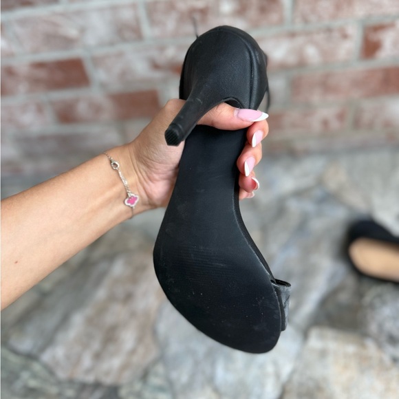 LC Lauren Conrad Black Open Toe Heels - Picture 4 of 4